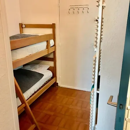Apartment 6 Pers Avec Piscine Et Parking