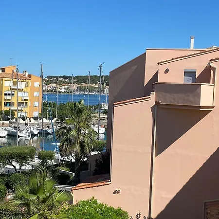 Apartment 6 Pers Avec Piscine Et Parking *
