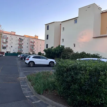 6 Pers Avec Piscine Et Parking Appartement Agde